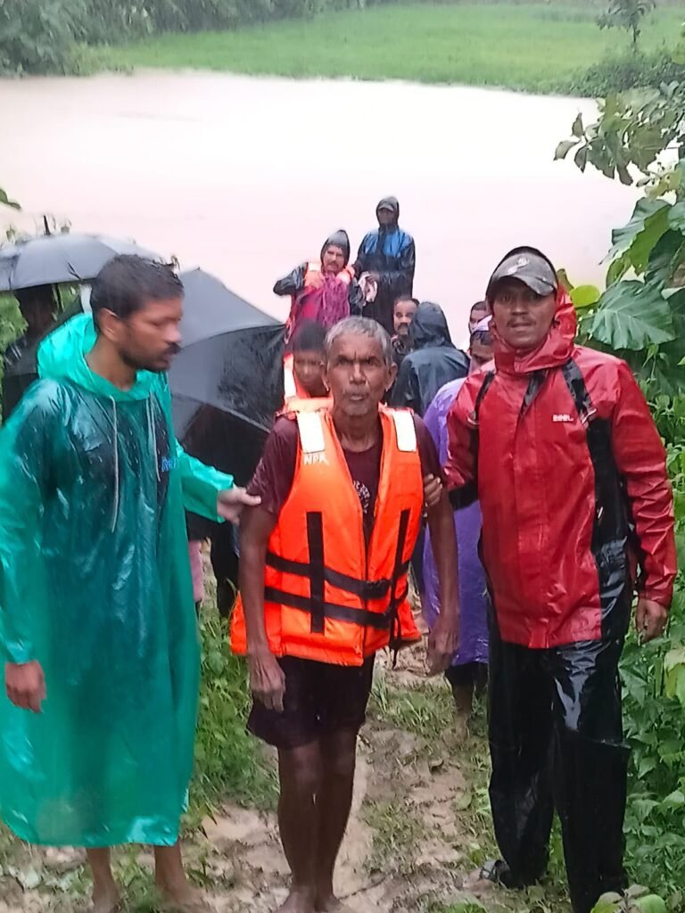 नारायणपुर बाढ़ रेस्क्यू