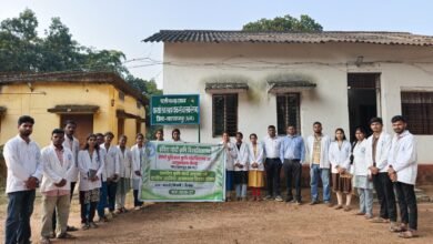 नारायणपुर रेशम केंद्र में मलबरी रेशम कीटपालन कार्य